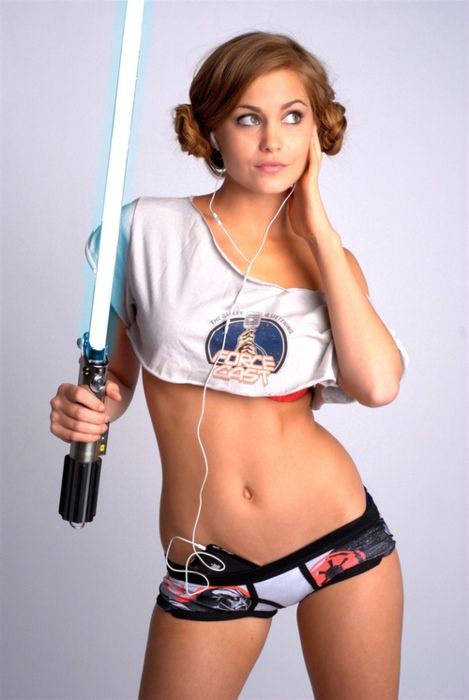 geeky-girl-very-hot