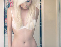 Sexy little hipster chick