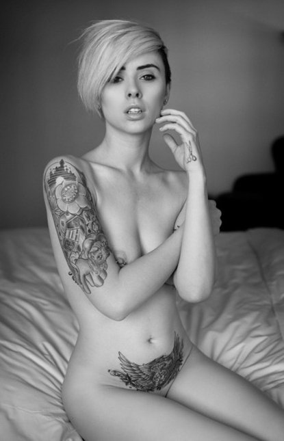 hot-nude-girl-tattoos