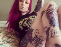Feel the love with this fiery camgirl