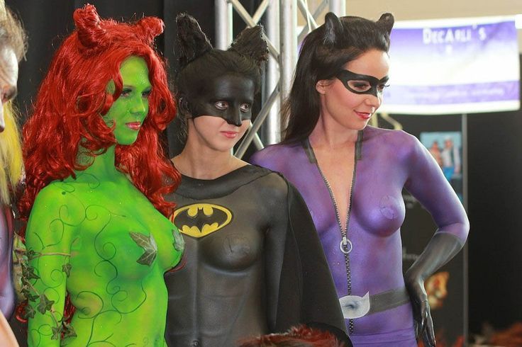 hot-girls-superhero-body-paint