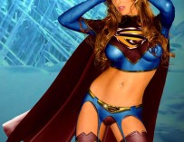 What Supergirl looks like while in heat