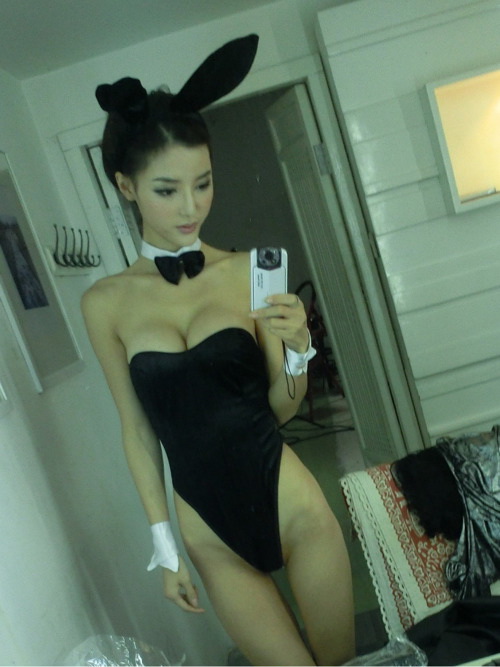 dylantrooper-hoppy-holiday-self-shot-bunny