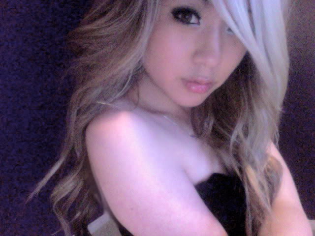 forever-reblog-sexy-asian-blondes