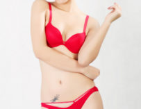 Hong que in red panties bra and heels