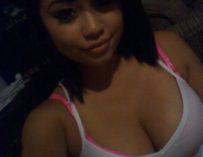 Self shot cleavage p