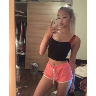 Selfieasiangirl selfie asian girl hottie