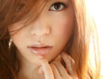 Yuria ashina takes off her pink panties 3