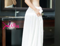Zhang yu fei strips down to heels