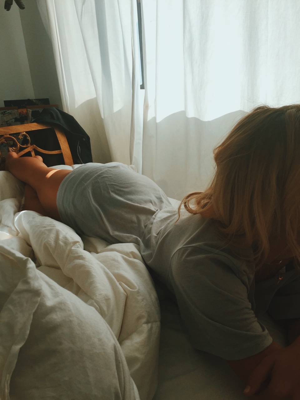 alexisreneg-rise-and-shine