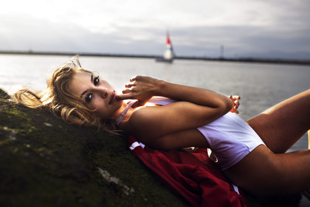 c-headsmag-cassie-by-benjamin-askinas-for-naked