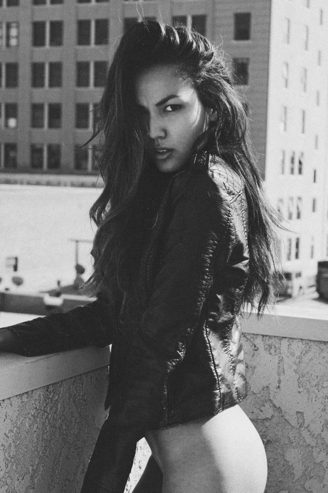 c-headsmag-cityscape-kendall-by-cameron-topless