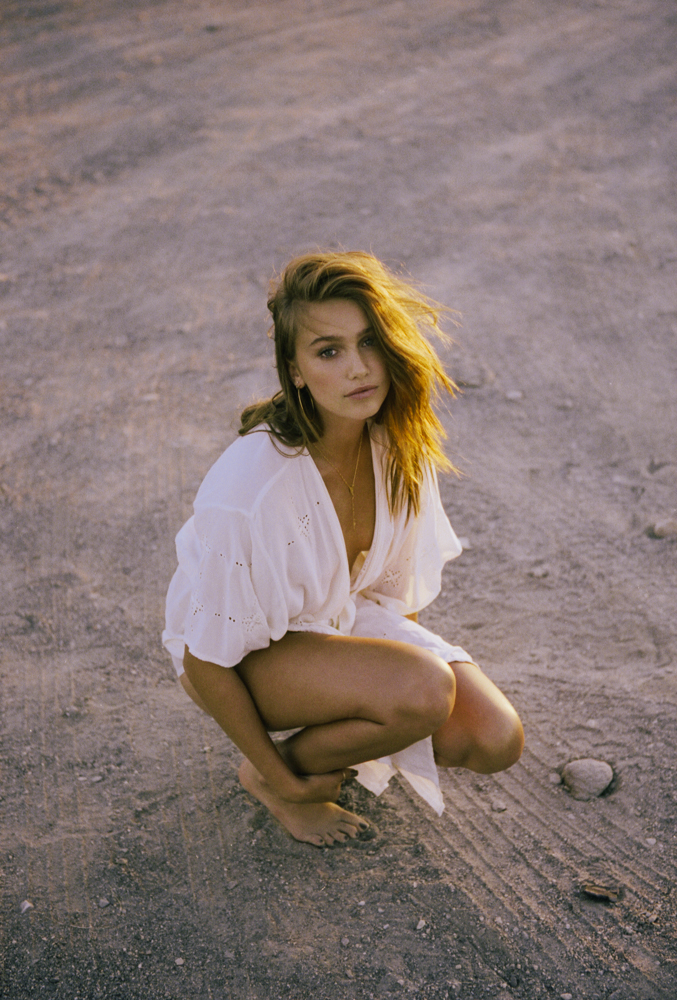 derekwood-cailin-for-lovers-drifters-club