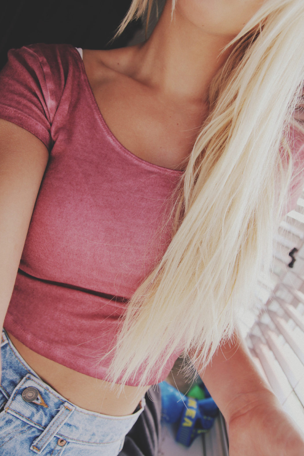 encontro-lesbico-encontro-lesbico-365-poesias-naked-boobs