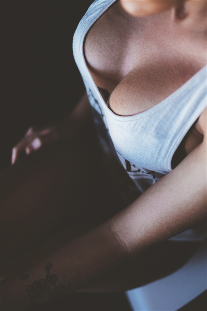 envyavenue-discover-photographer-naked