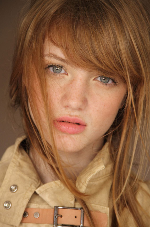 finofilipino-la-moza-del-diacutea-es-stefani-topless