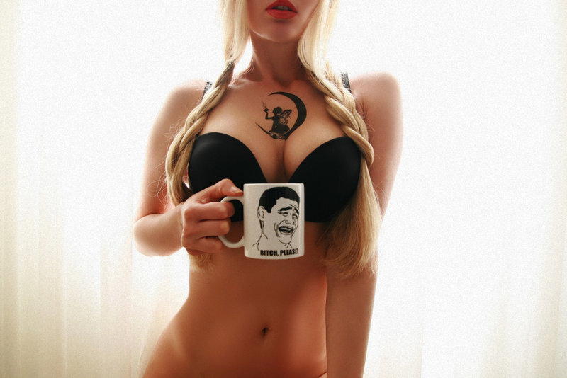 good-morning-by-slawa-topless