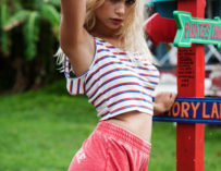 Heroinchiq Akilaberjaoui Billabong Womens Boobs