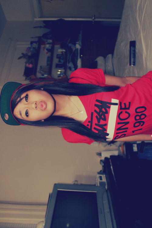 hot-admire-my-absurdity-she-cute
