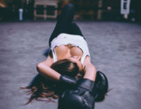 Hot Boudoir And Artistic Girls Who Box Topless