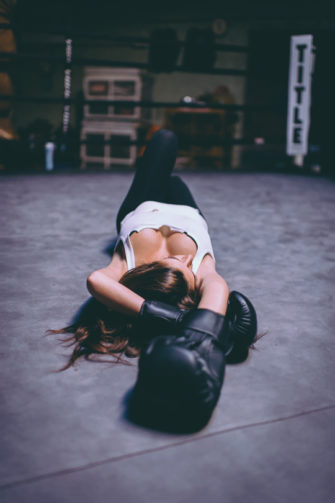 Hot Boudoir And Artistic Girls Who Box Topless