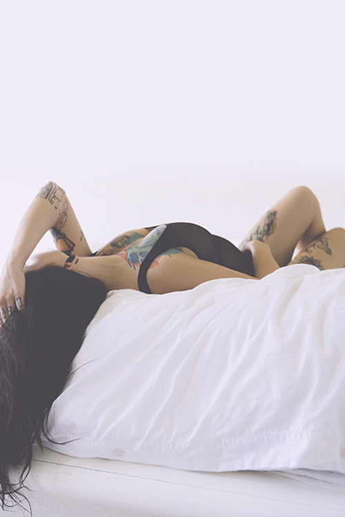hot-killthendestroy-me-insagram-umblr-boobs