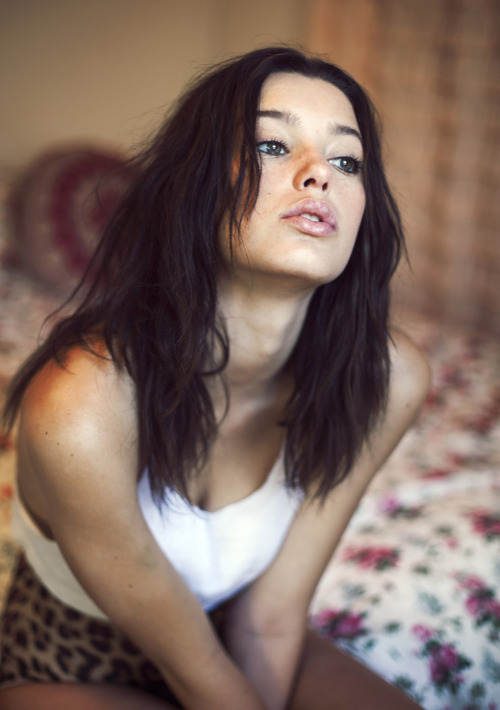 hot-larsikowski-momongamon-denise-schaefer-by-nikko-topless