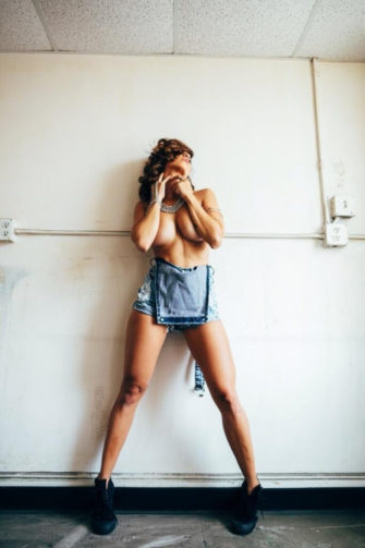 Hot Luxuryandbooty Boobs Amazing