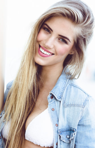 Hot Rachel Faulkner Boobs