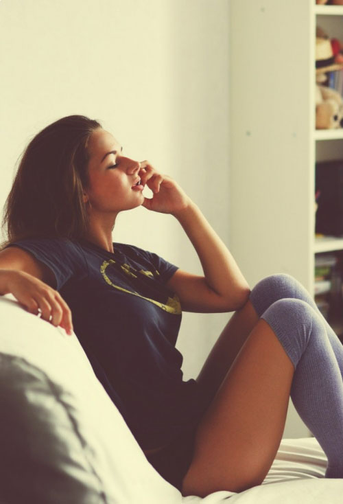 hot-theneckbreakers-neck-breakers-boobs