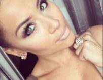 Instagram Girlz2 Boobs