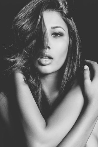 Luiza Zimmer Naked Boobs