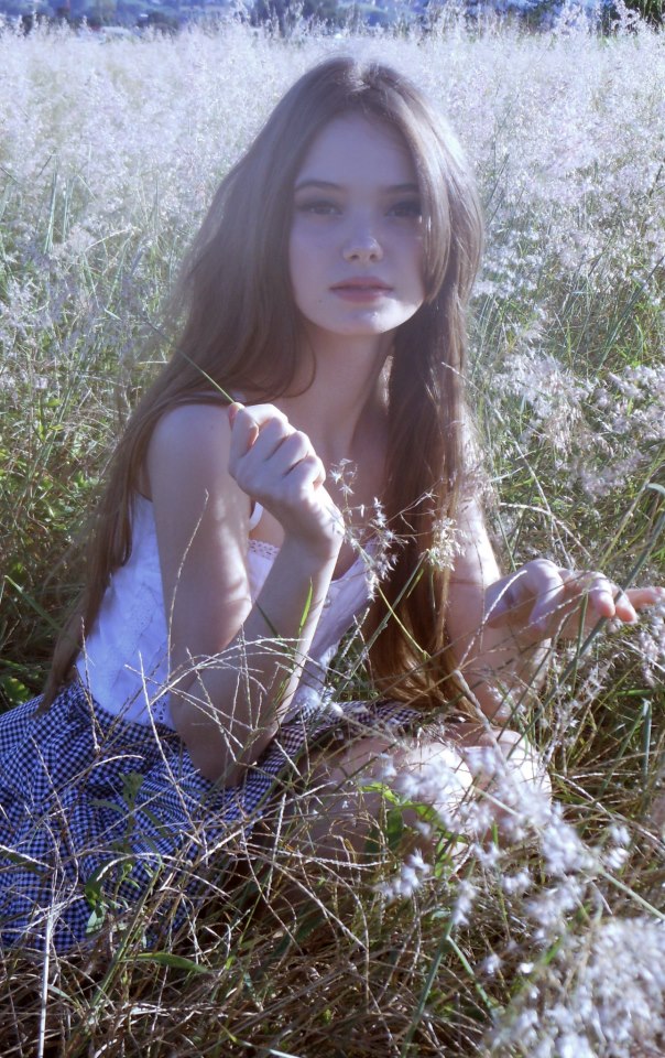 mumtazi-still-vintage-blog-topless