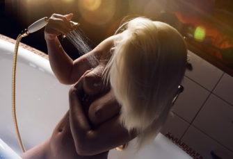 Petermarosi1 Topless