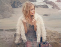 Sexy Amanda Griffith Topless