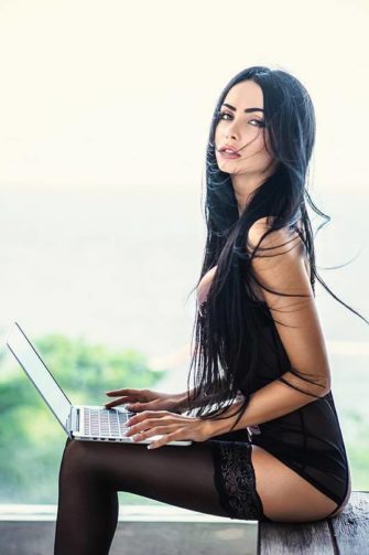 Sexy Chatting X Denis Raev Topless