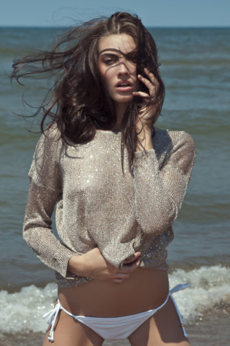 Sexy Dana Taylor Boobs