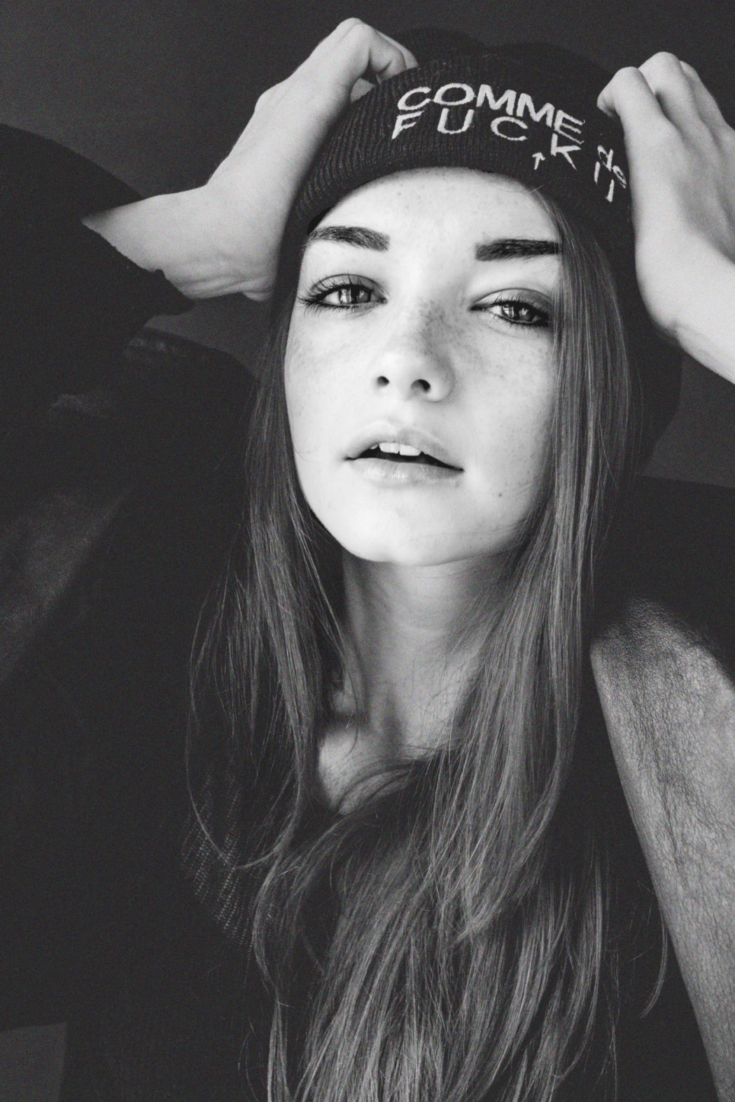 sexy-filipmilenkovicphotography-bck-to-blk-boobs