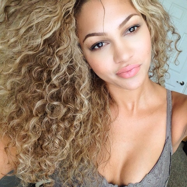 sexy-flycandy-flycandy-alysse-reynolds