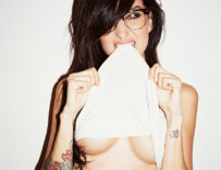 Sexy Giella Barela Topless Sexy Tits