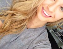 Sexy Jacyjordan Rare Smiling Pic Topless