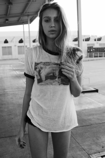 Sexy Jalcome Topless