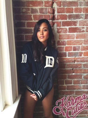 Sexy Jaslyn Ome Topless