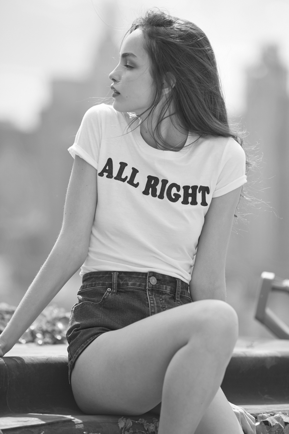 sexy-luma-grothe-for-urban-outfitters-by-colin-leaman