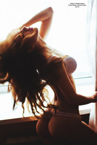 Sexy Nude Butt Wait Oby By Sergei Karmanov Topless