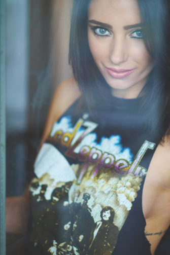 Sexy Nude Danielle Joeri Geentjens Topless