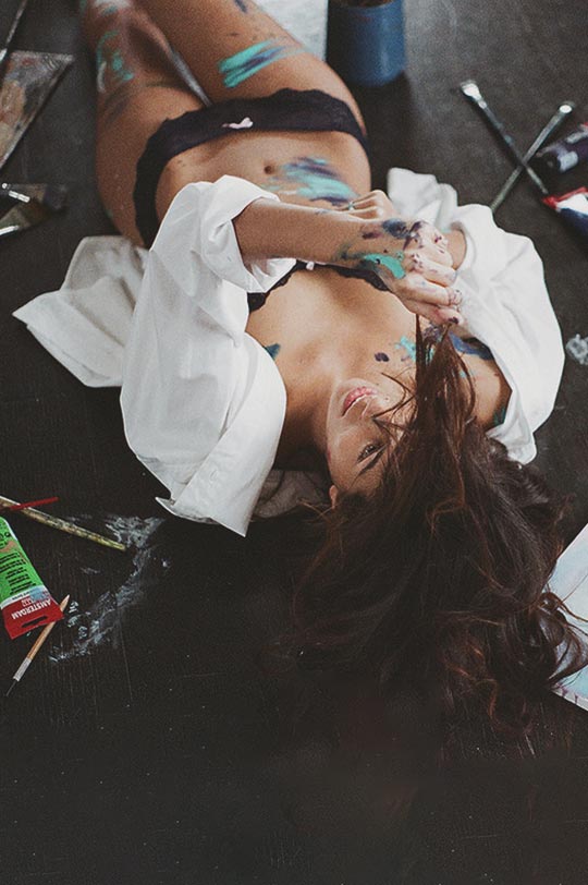 sexy-nude-getting-creative-aoi-topless