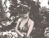 Sexy Nude Jamie Conrad Topless