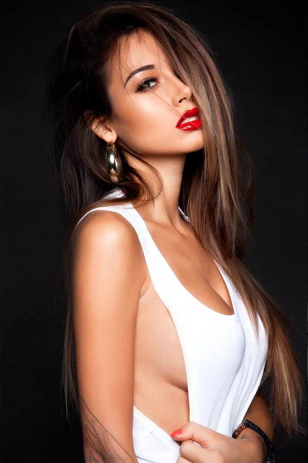 sexy-nude-micbik-diana-melison-topless