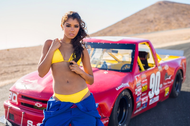 sexy-nude-neil1o1-yovanna-ventura-check-out-hot-1o1-topless